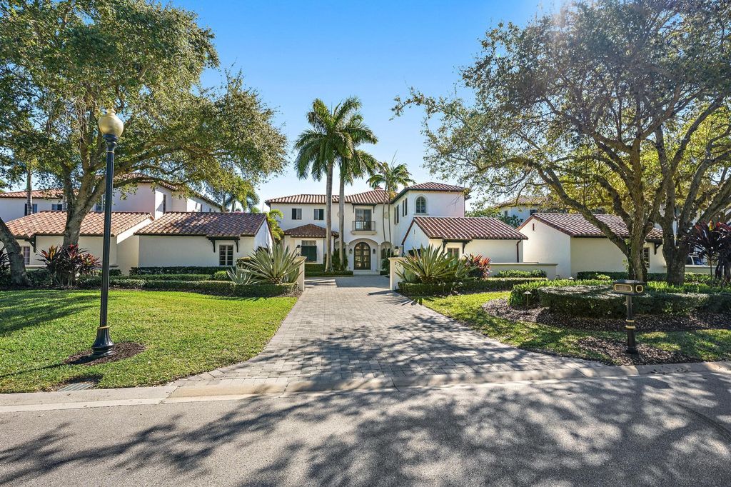 Photo of 515 Bald Eagle Drive, Jupiter, FL 33477 (MLS # B26015103)