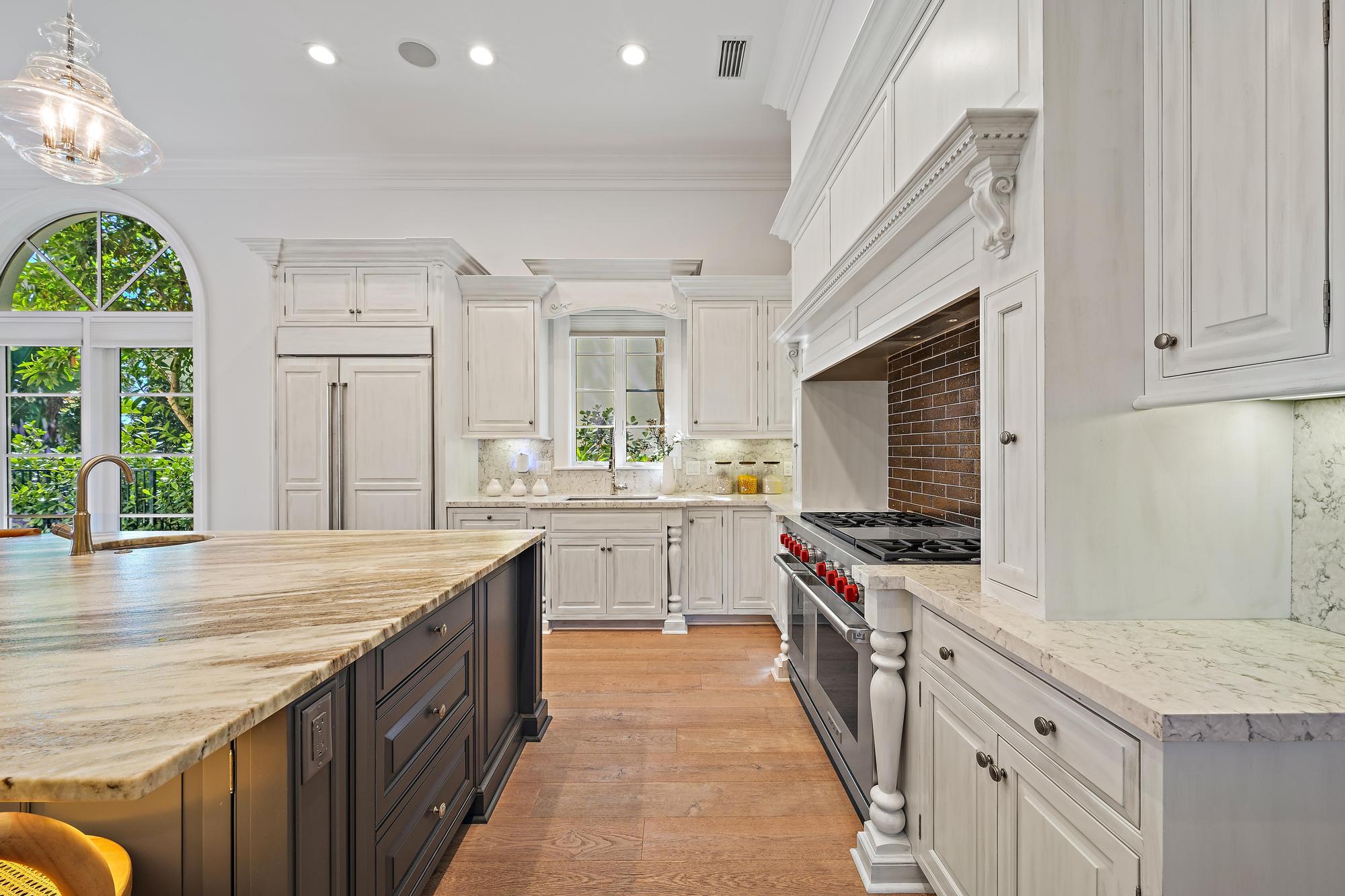 RITZ CARLTON GOLF CLUB & SPA POD B - Residential