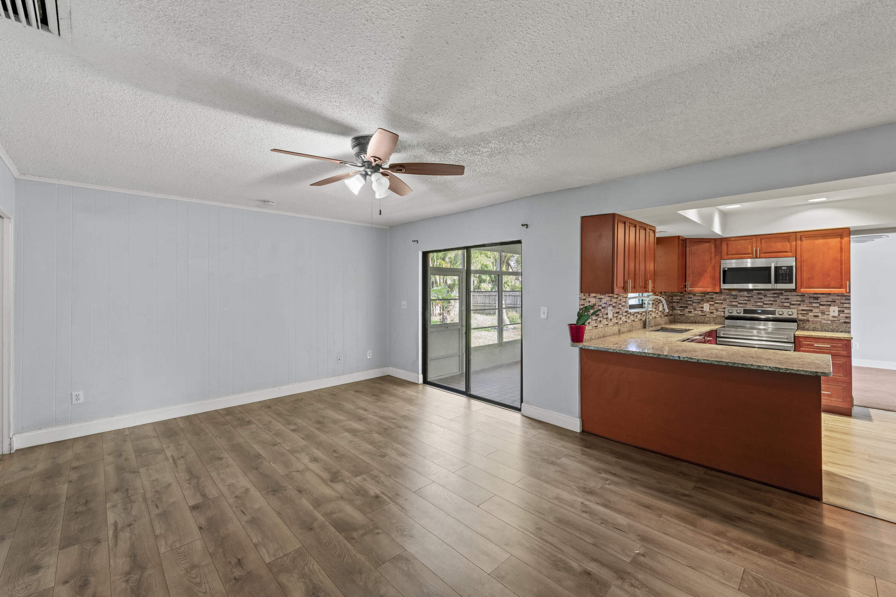 PORT ST LUCIE SECTION 27 - Residential