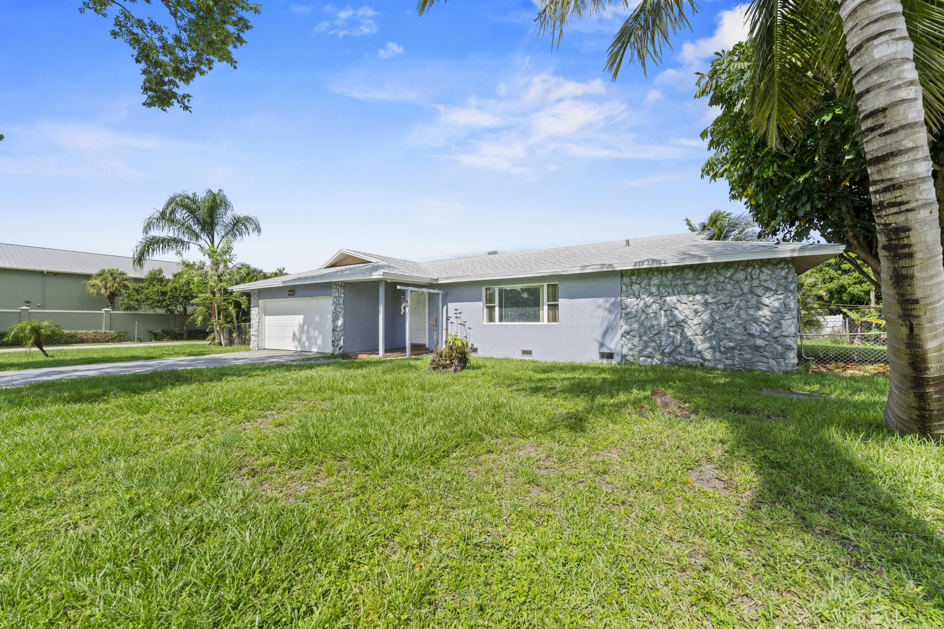 PORT ST LUCIE SECTION 27 - Residential