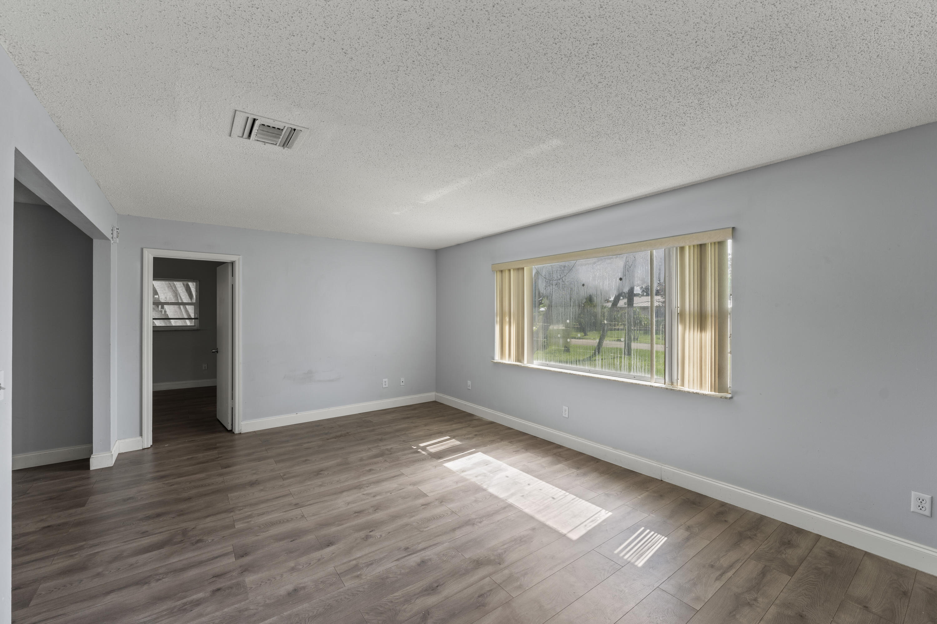 PORT ST LUCIE SECTION 27 - Residential