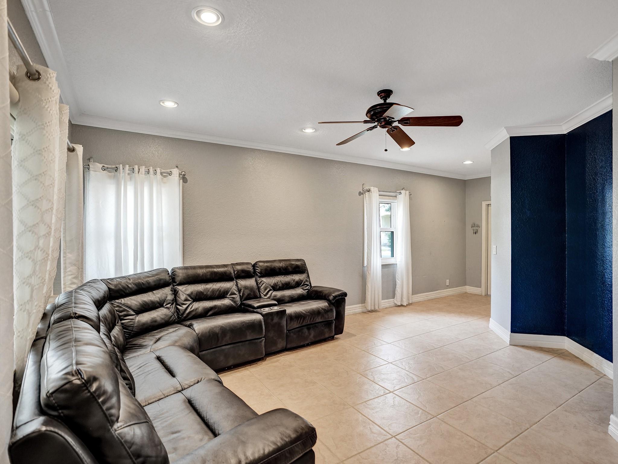 716 NW 126th Ave