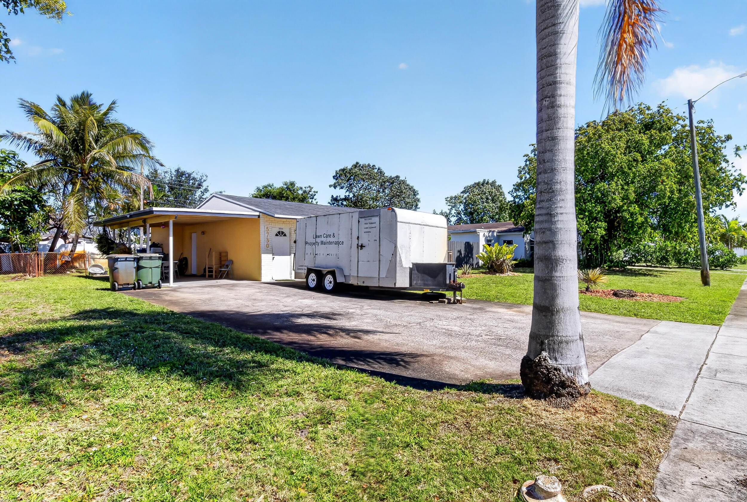 COLLIER ESTATES 3RD ADD - Residential