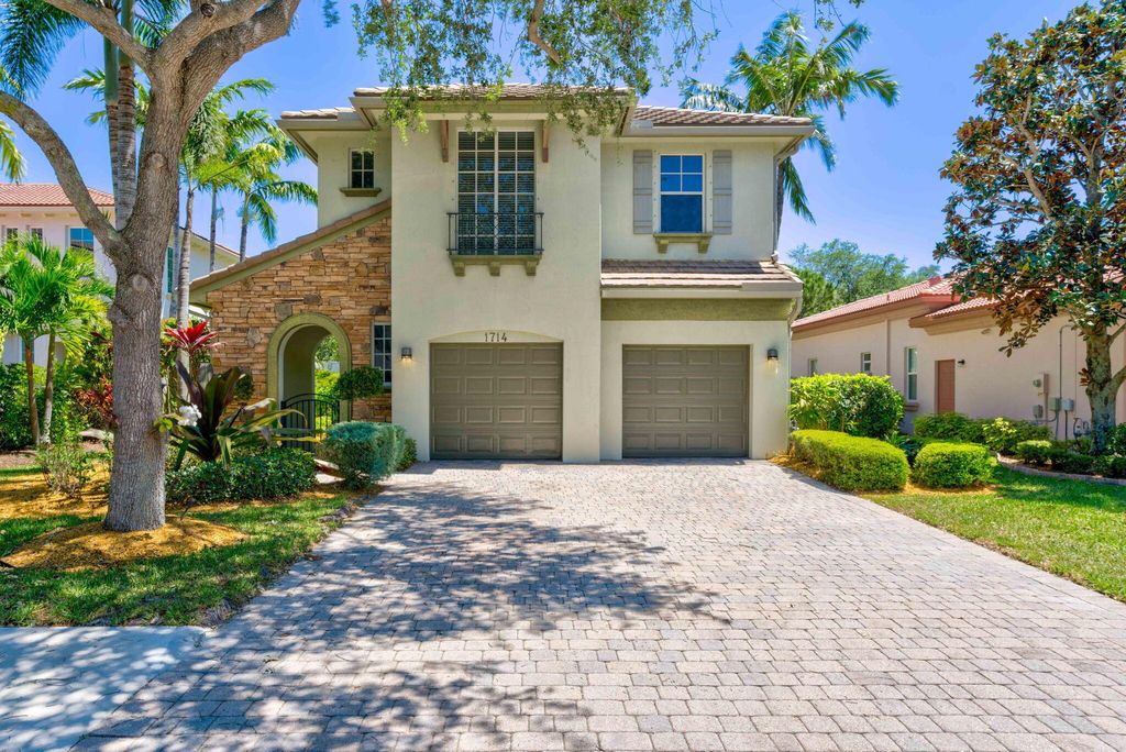 Photo of 1714 Nature Court, Palm Beach Gardens, FL 33410 (MLS # R10979319)
