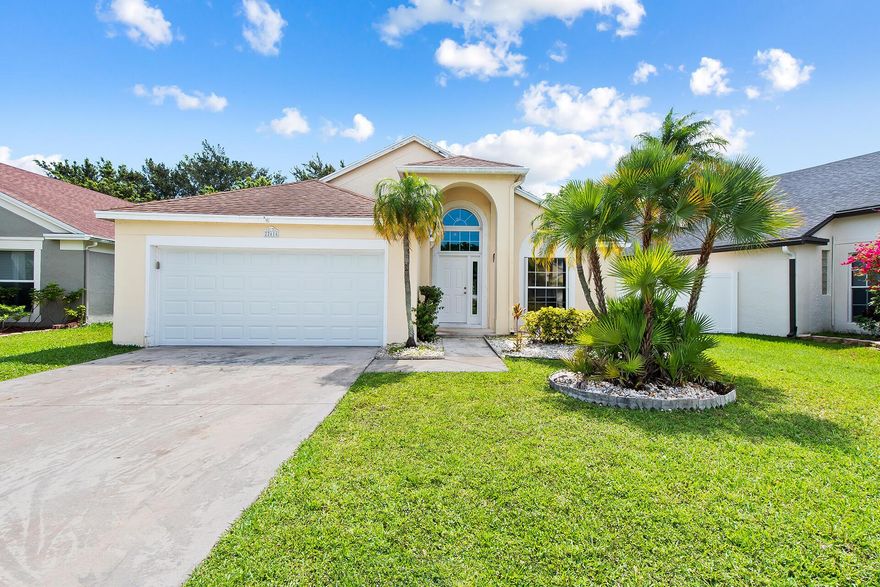 Well maintained home in desirable Boca Winds. Renovated kitchen and floors. Walking/biking distance to Waters Edge Elementary, Loggers Run Middle and West Boca High.   Move-in just in time for the new school year!