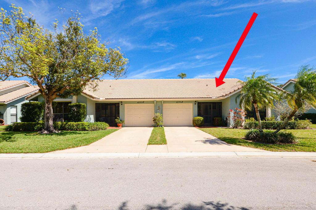 Photo of 4170 Gator Trace Villas Circle #B, Fort Pierce, FL 34982 (MLS # R10968878)