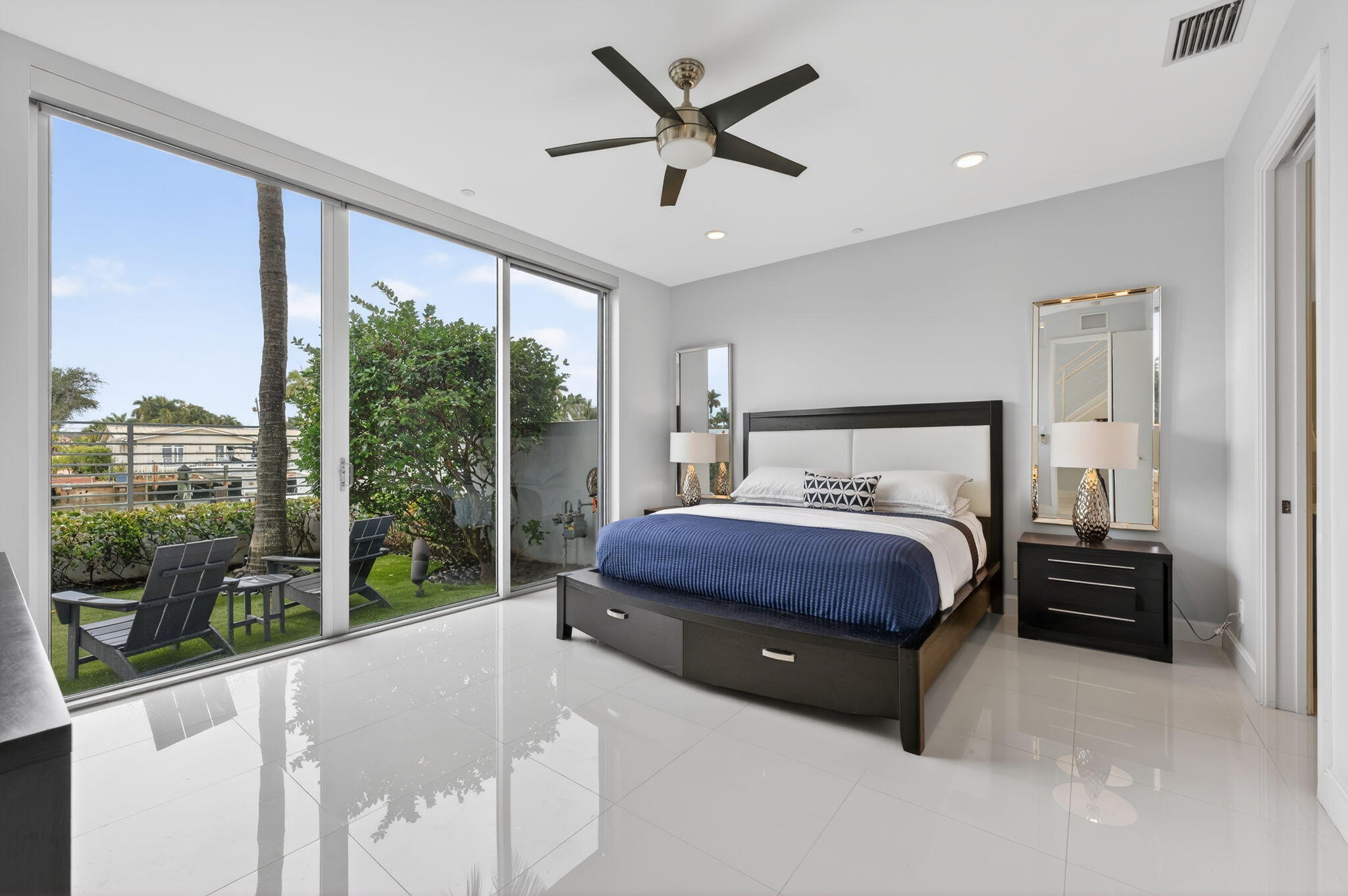 Aqua Lofts - Residential