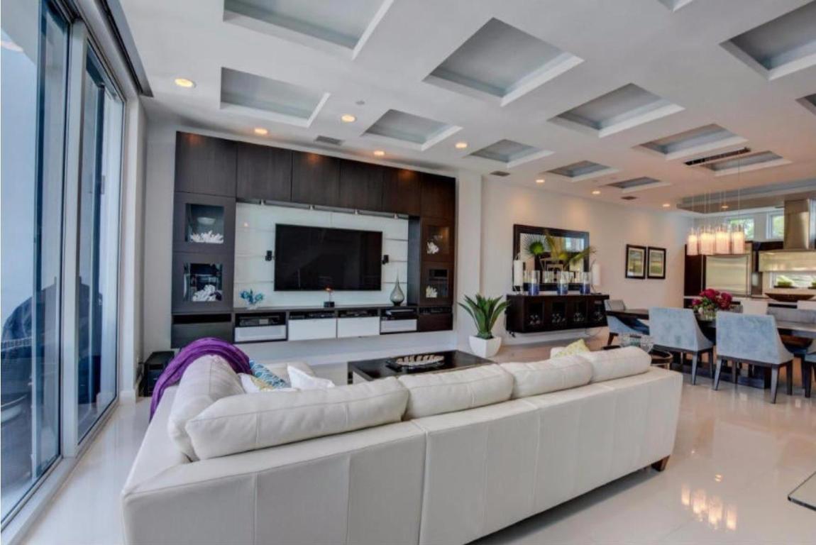 Aqua Lofts - Residential