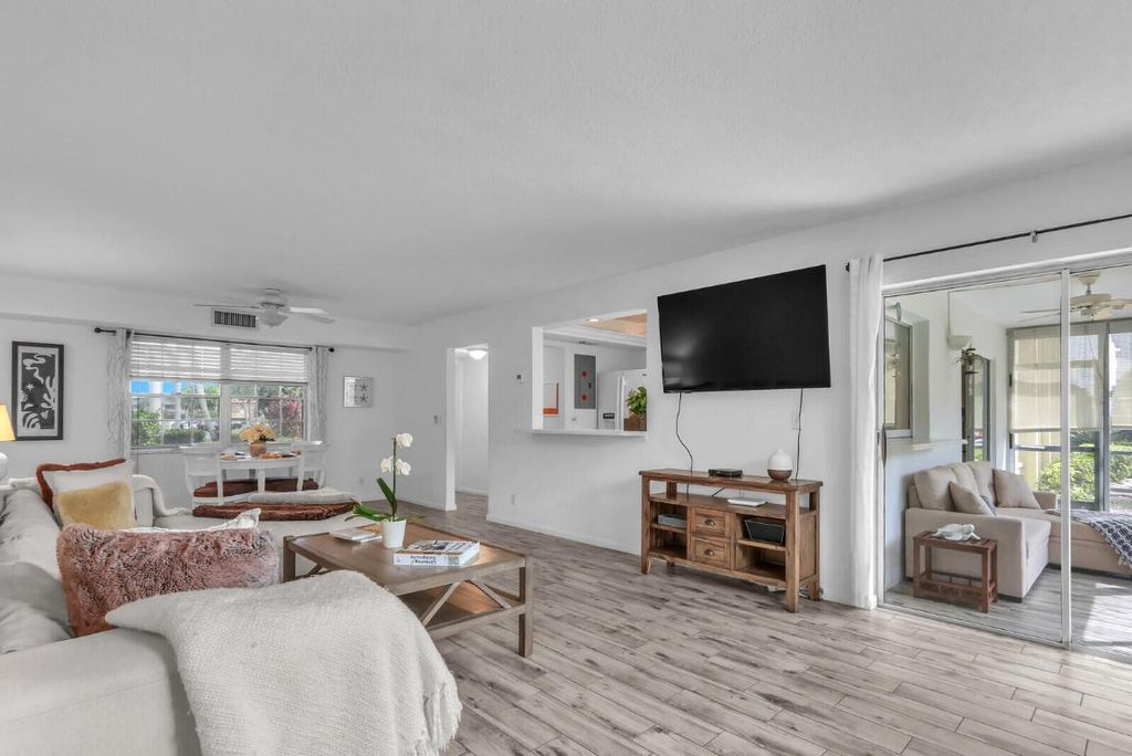 Photo of 5540 Tamberlane Circle #118, Palm Beach Gardens, FL 33418 (MLS # R11154076)