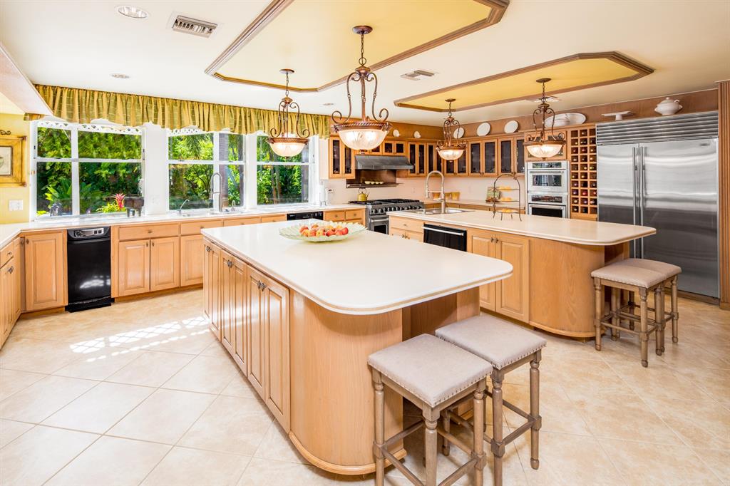 GULFSTREAM PROPERTIES PL & REPL IN PB 18 PGS 27 & - Residential