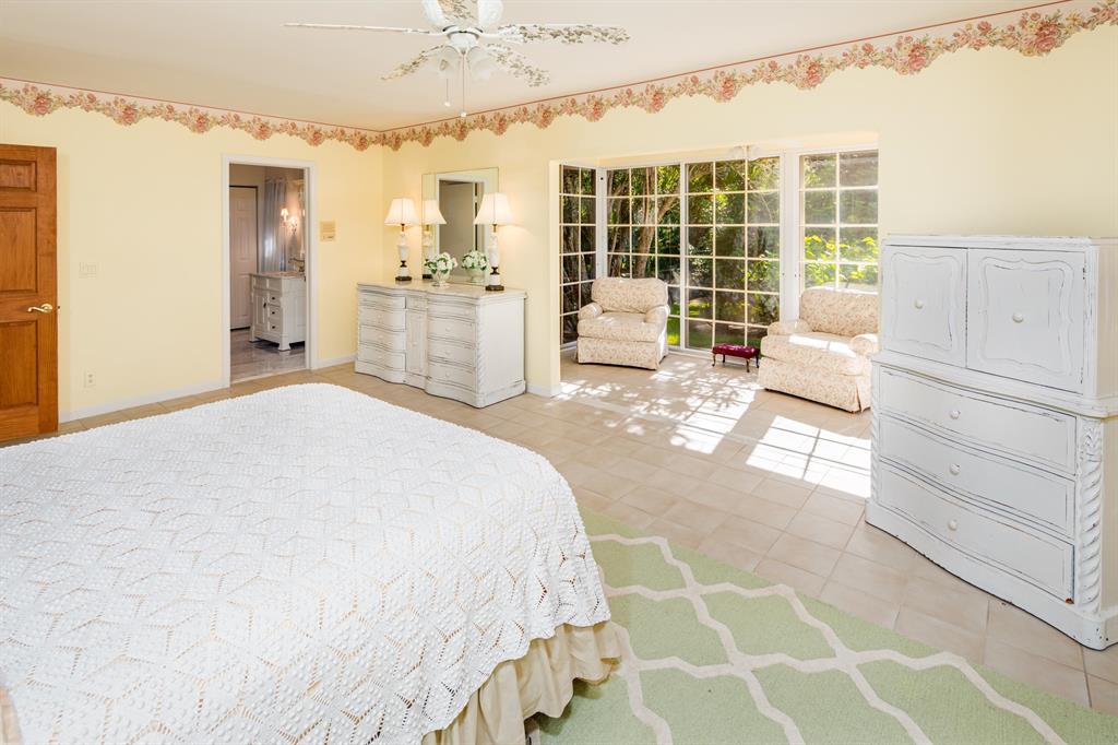 GULFSTREAM PROPERTIES PL & REPL IN PB 18 PGS 27 & - Residential