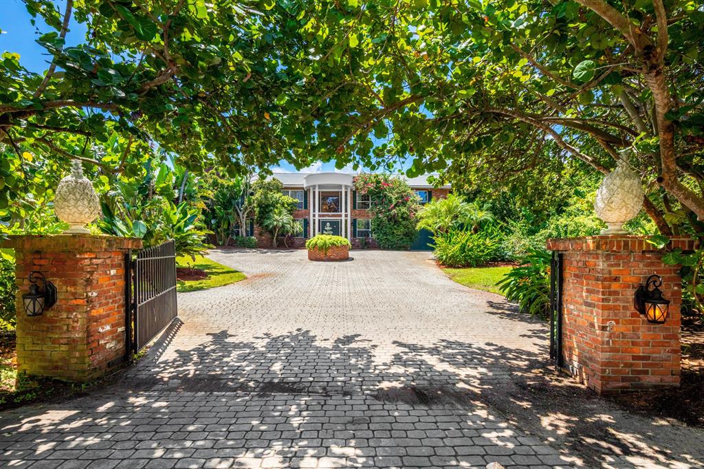 GULFSTREAM PROPERTIES PL & REPL IN PB 18 PGS 27 & - Residential