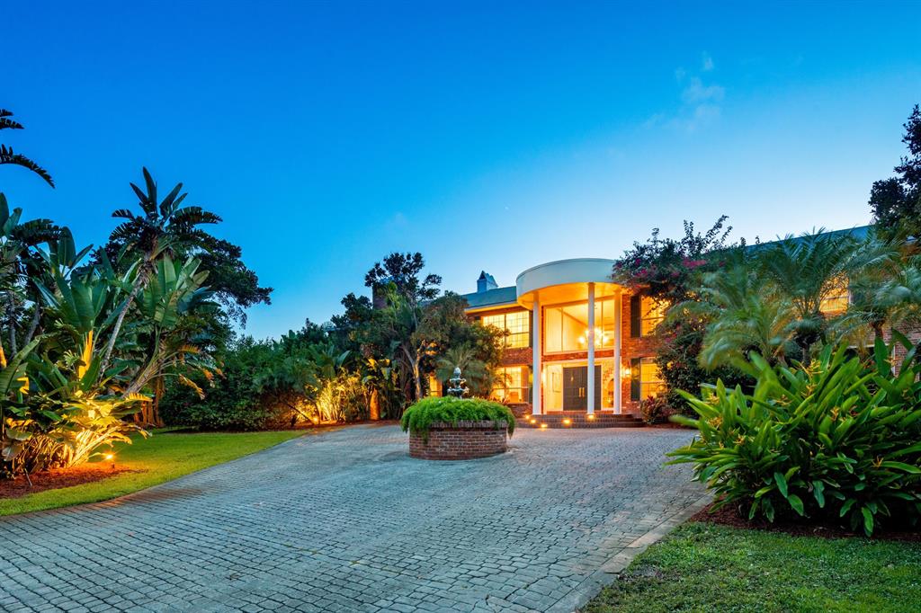 GULFSTREAM PROPERTIES PL & REPL IN PB 18 PGS 27 & - Residential