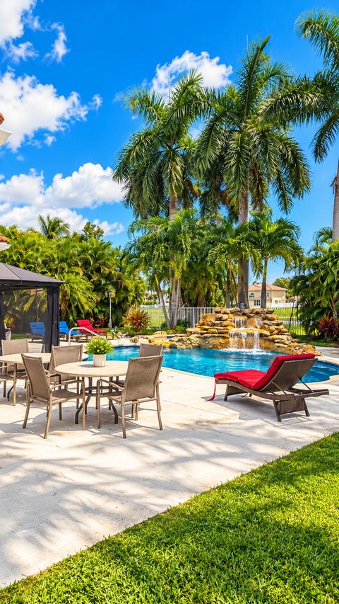 Tiny photo for 5291 Indianwood Village Lane, Lake Worth, FL 33463 (MLS # B26071854)