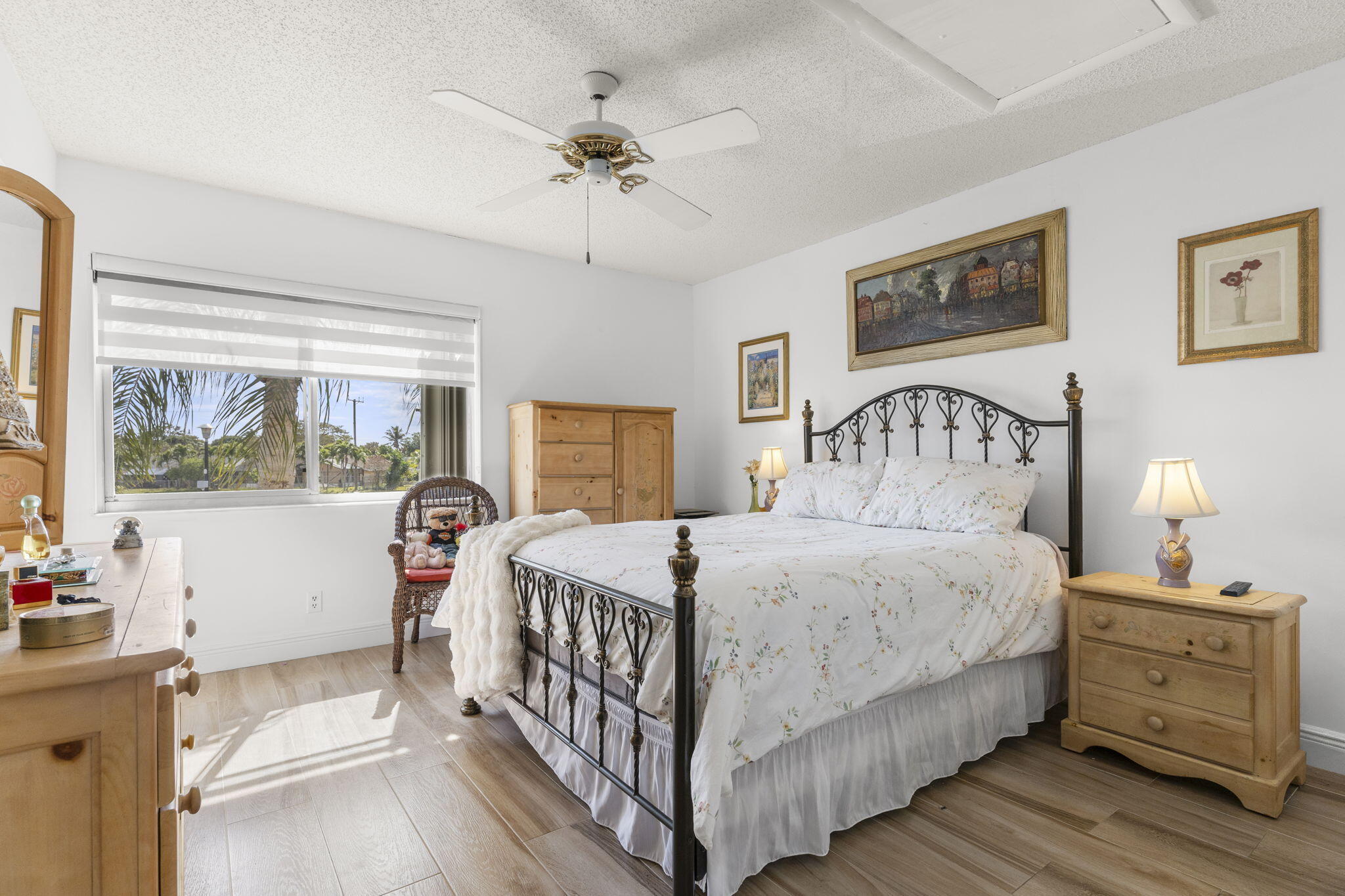 PINE RIDGE SOUTH IV CONDO - Residential