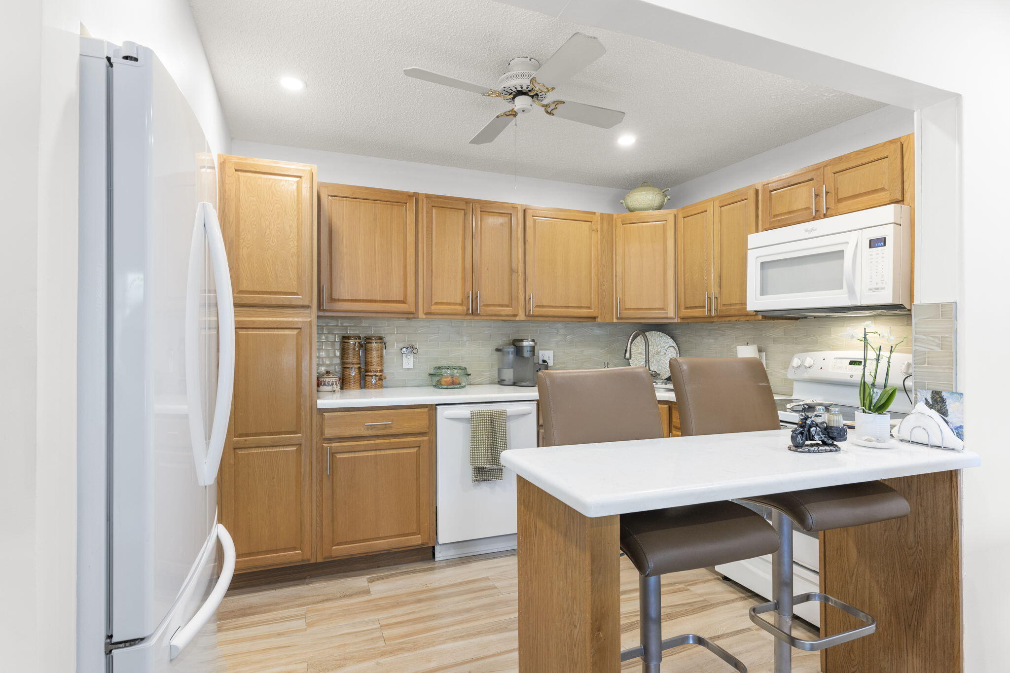 PINE RIDGE SOUTH IV CONDO - Residential