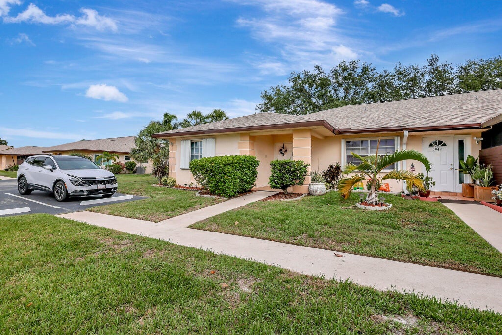 Photo of 5840 SUMMERFIELD Court, Fort Pierce, FL 34982 (MLS # B26068172)