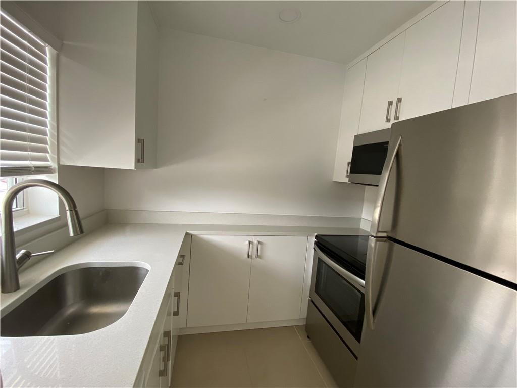 Lighthouse Bay Condo - Residential Lease