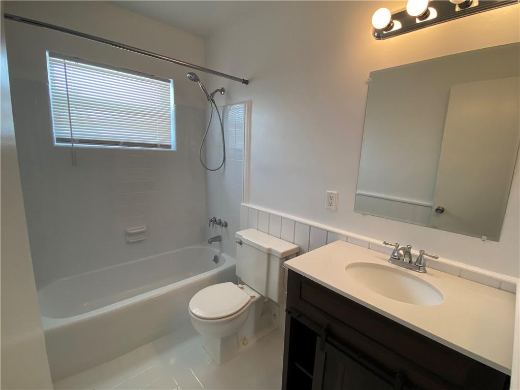 Lighthouse Bay Condo - Residential Lease