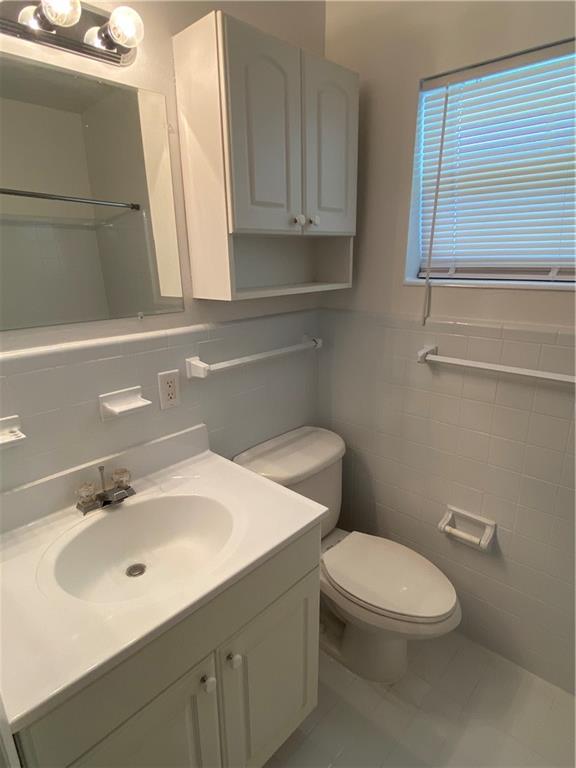 Lighthouse Bay Condo - Residential Lease