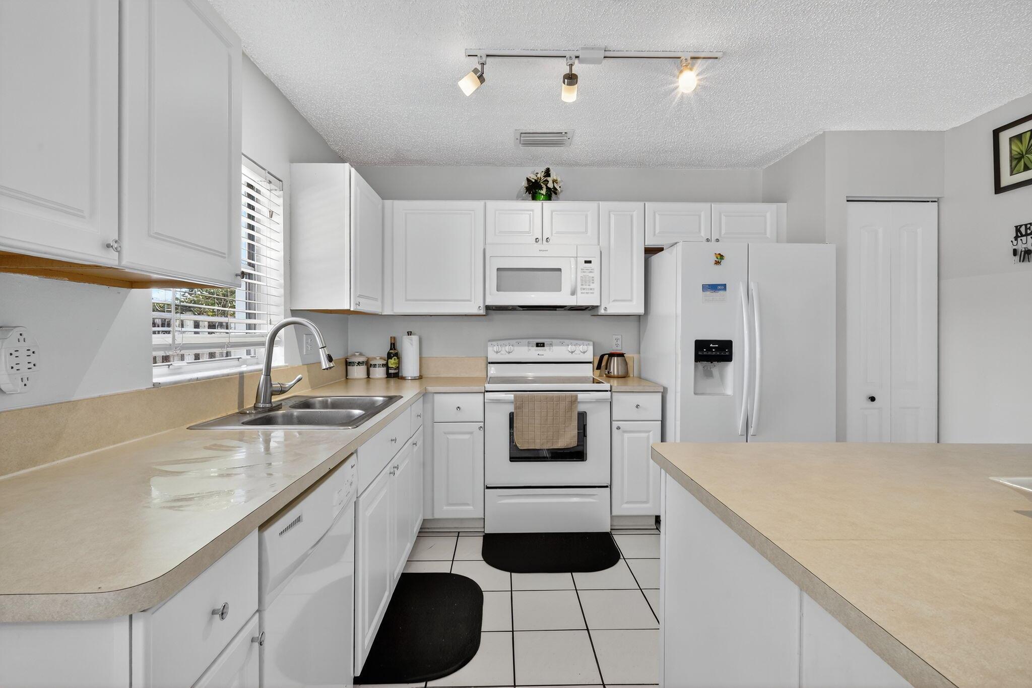 LAKE CHARLESTON TR I 1 - Residential