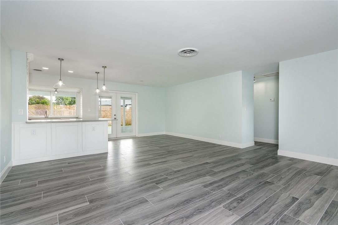 Eastway Park Sec 4 52-22 - Residential