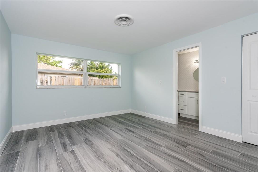 Eastway Park Sec 4 52-22 - Residential
