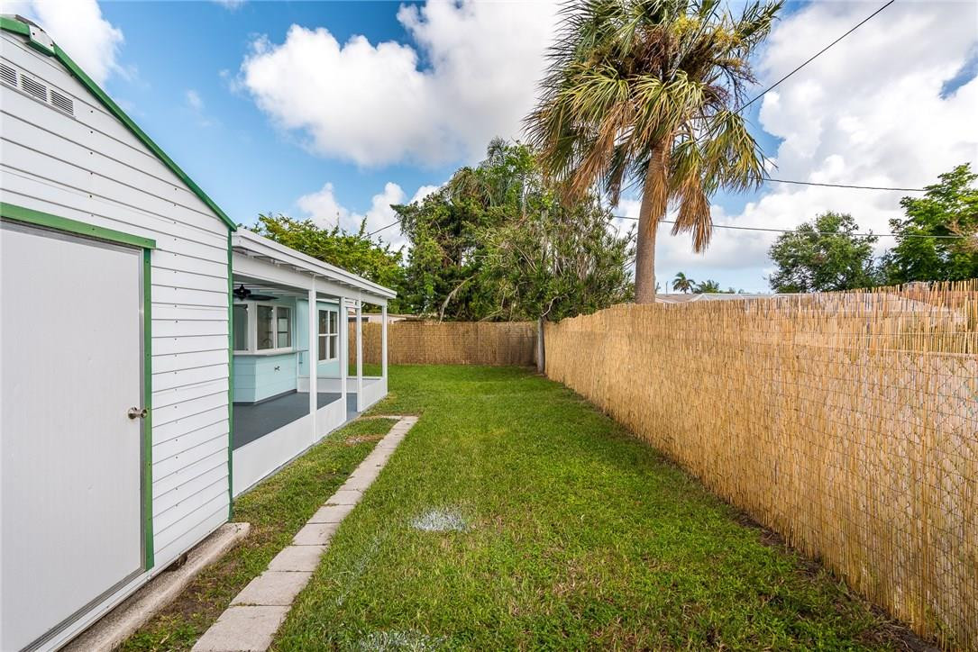 Eastway Park Sec 4 52-22 - Residential