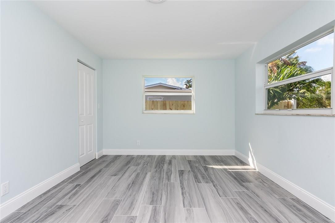 Eastway Park Sec 4 52-22 - Residential