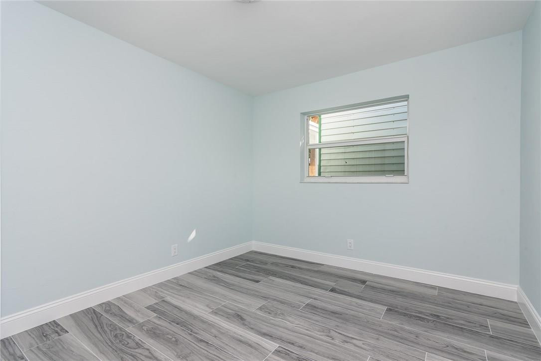 Eastway Park Sec 4 52-22 - Residential