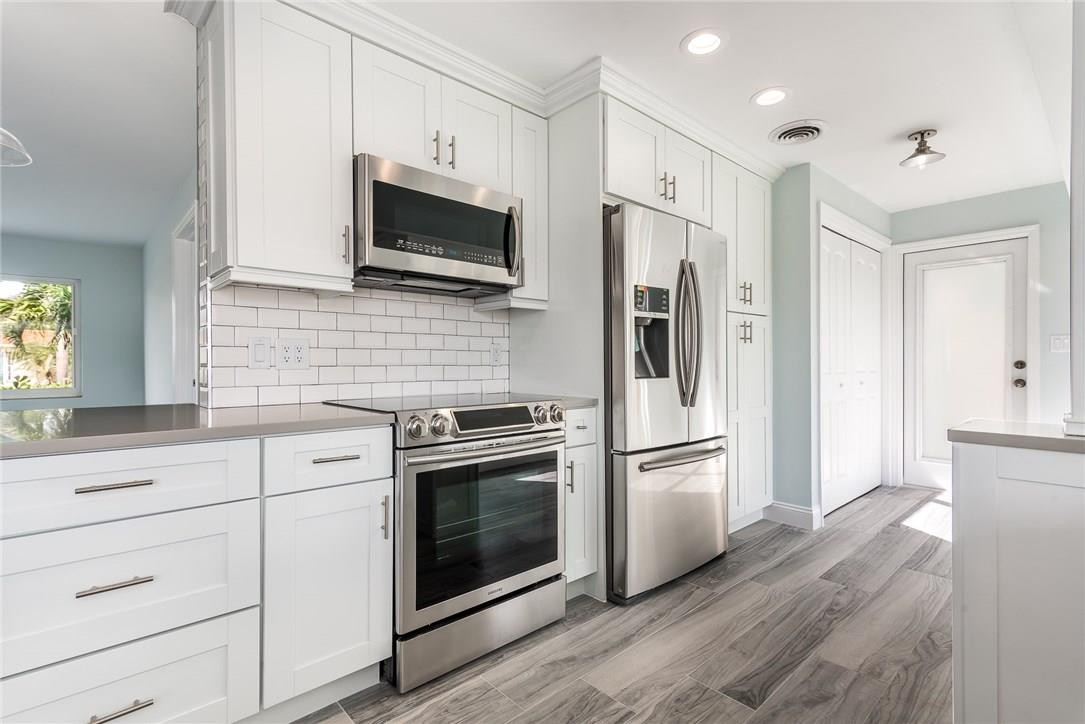 Eastway Park Sec 4 52-22 - Residential
