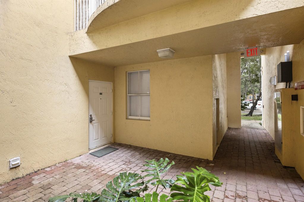 Photo of 2009 Shoma Drive, Royal Palm Beach, FL 33414 (MLS # R11032464)