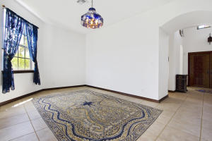 Acreage & Unrec - Residential