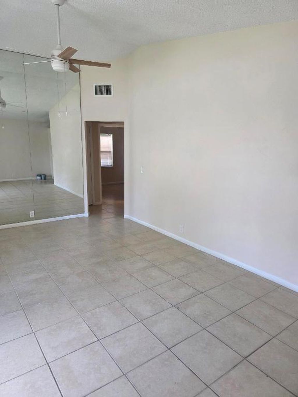 Photo of 112 SE 9th Avenue, Boynton Beach, FL 33435 (MLS # R11109136)