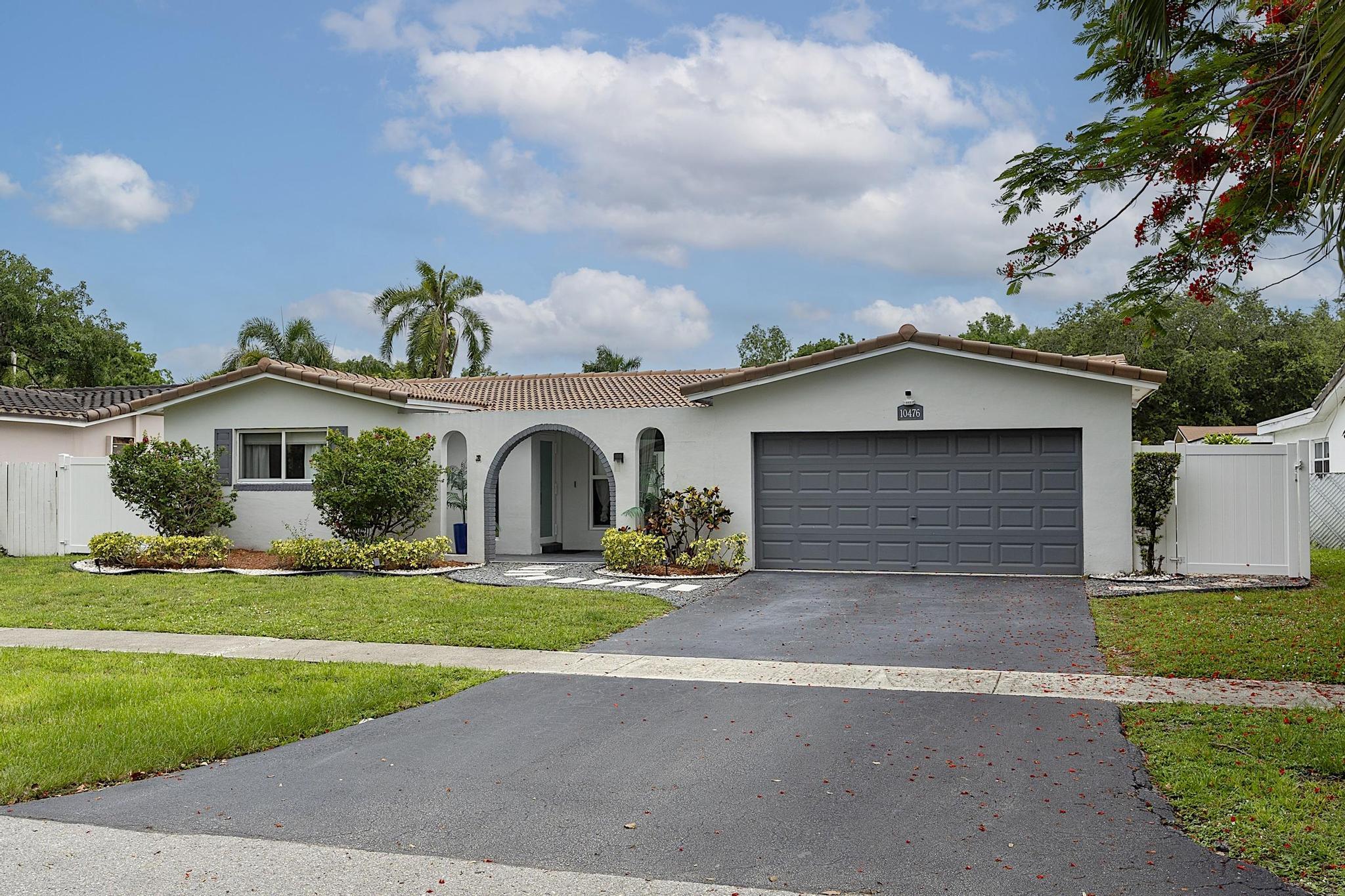 10476 NW 3rd Street