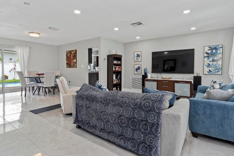Tiny photo for 10476 NW 3rd Street, Plantation, FL 33324 (MLS # B26036069)