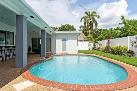 Tiny photo for 10476 NW 3rd Street, Plantation, FL 33324 (MLS # B26036069)