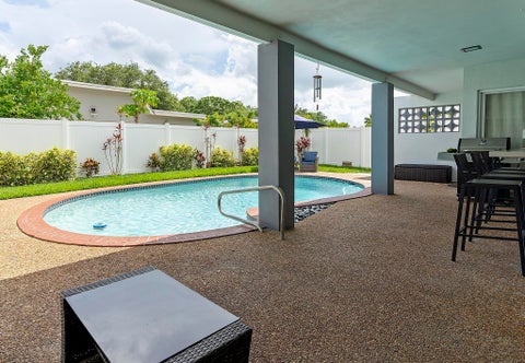 Tiny photo for 10476 NW 3rd Street, Plantation, FL 33324 (MLS # B26036069)