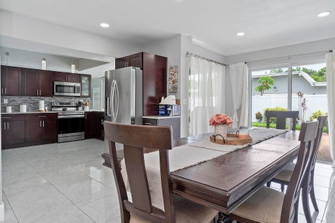 Tiny photo for 10476 NW 3rd Street, Plantation, FL 33324 (MLS # B26036069)