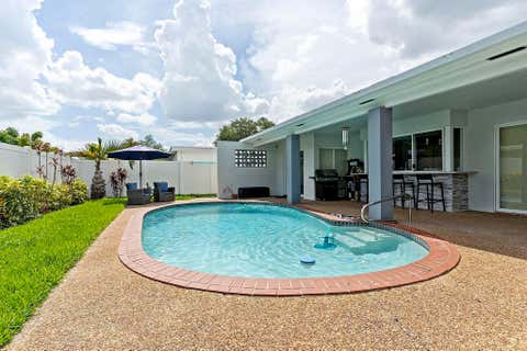 Tiny photo for 10476 NW 3rd Street, Plantation, FL 33324 (MLS # B26036069)
