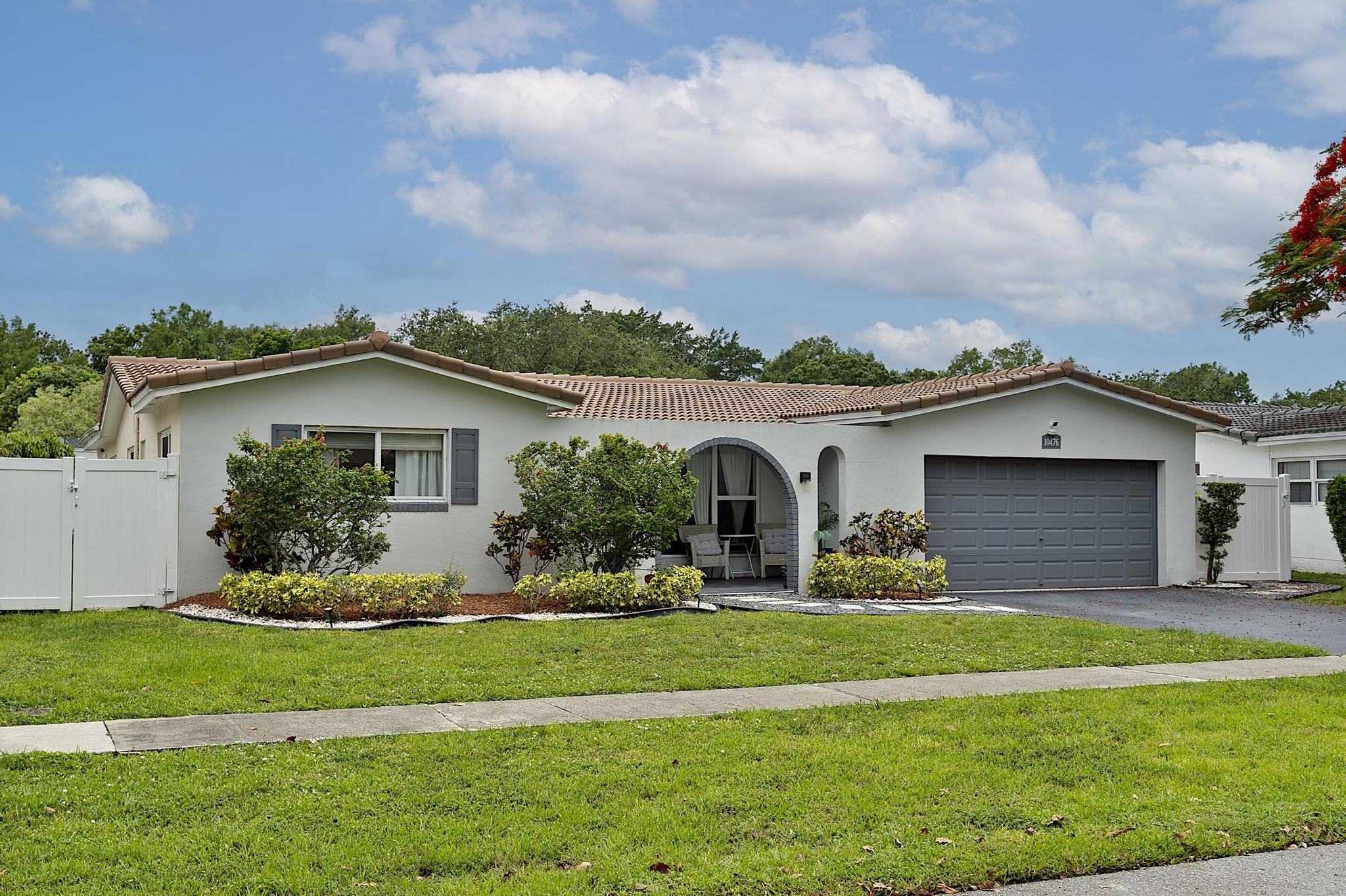 10476 NW 3rd Street