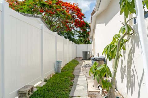 Tiny photo for 10476 NW 3rd Street, Plantation, FL 33324 (MLS # B26036069)
