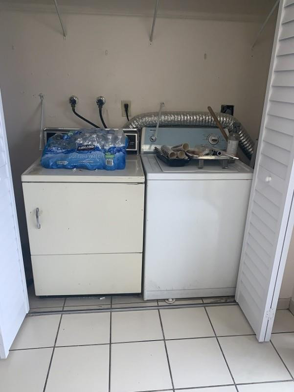 Carmel Twnhms Condo - Residential Lease