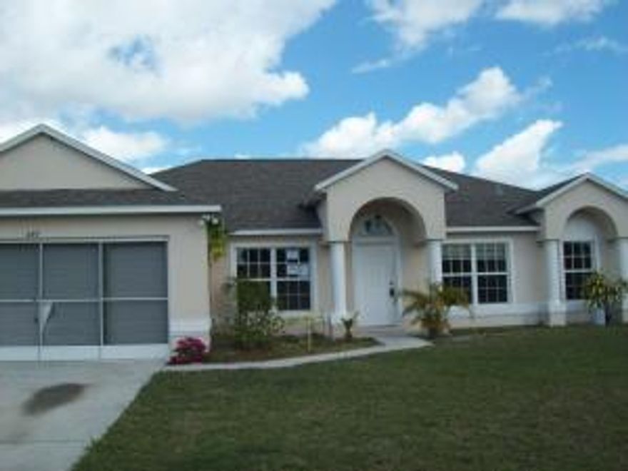 SPACIOUS HOME WITH OPEN FLOOR PLAN, SPLIT BEDROOMS FOR PRIVACY. MASTER BEDROOM HOST A MASTER SPA-LIKE MASTER BATH. KITCHEN OPENS TO LIVING AREA. DINING AND FAMILY ROOM EXTRAS. THIS A MUST SEE. This is a Fannie Mae HomePath Property. Purchase this home for as little as 5% down! This property is eligible for HomePath Renovation Mortgage Financing. Sold As-Is. Buyer is responsible for verifying all info & checking for possible code violations & permits.