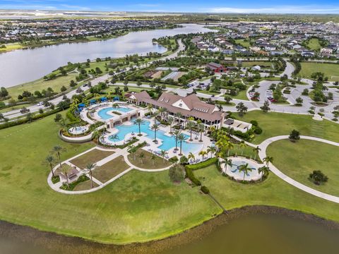 A home in Loxahatchee