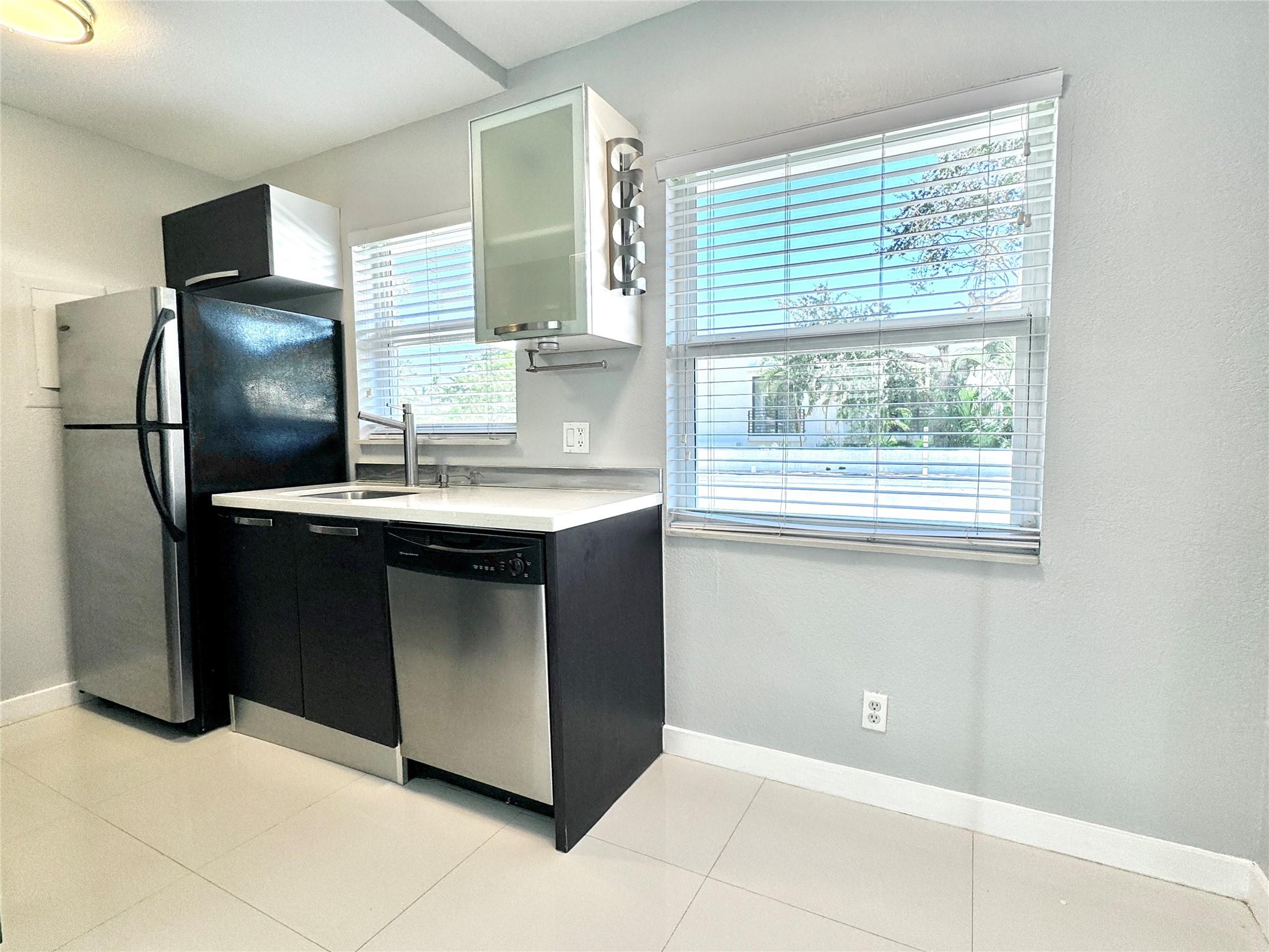 416 NE 15th Ave 12