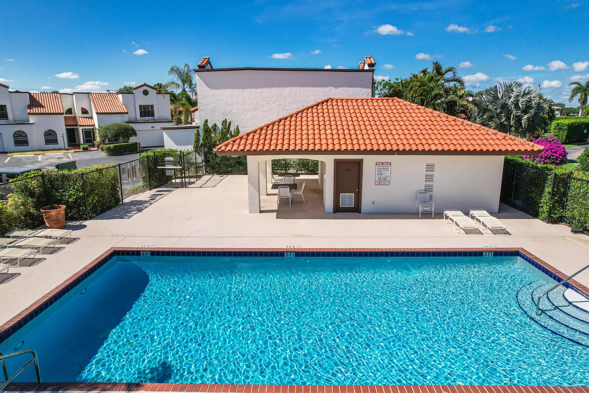 WELLINGTON OF WELLINGTON - Residential