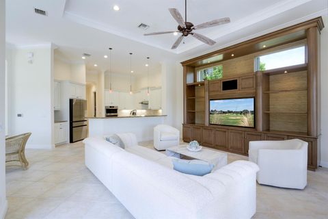 Single Family Residence in West Palm Beach FL 7030 Isla Vista Drive Dr 12.jpg