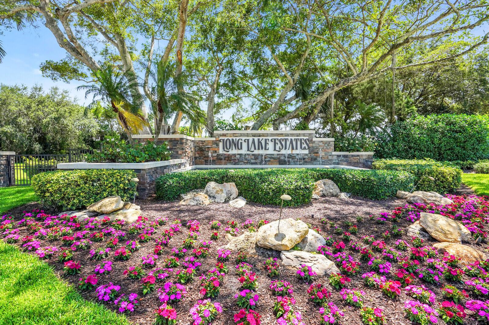 LONG LAKE ESTATES - Residential