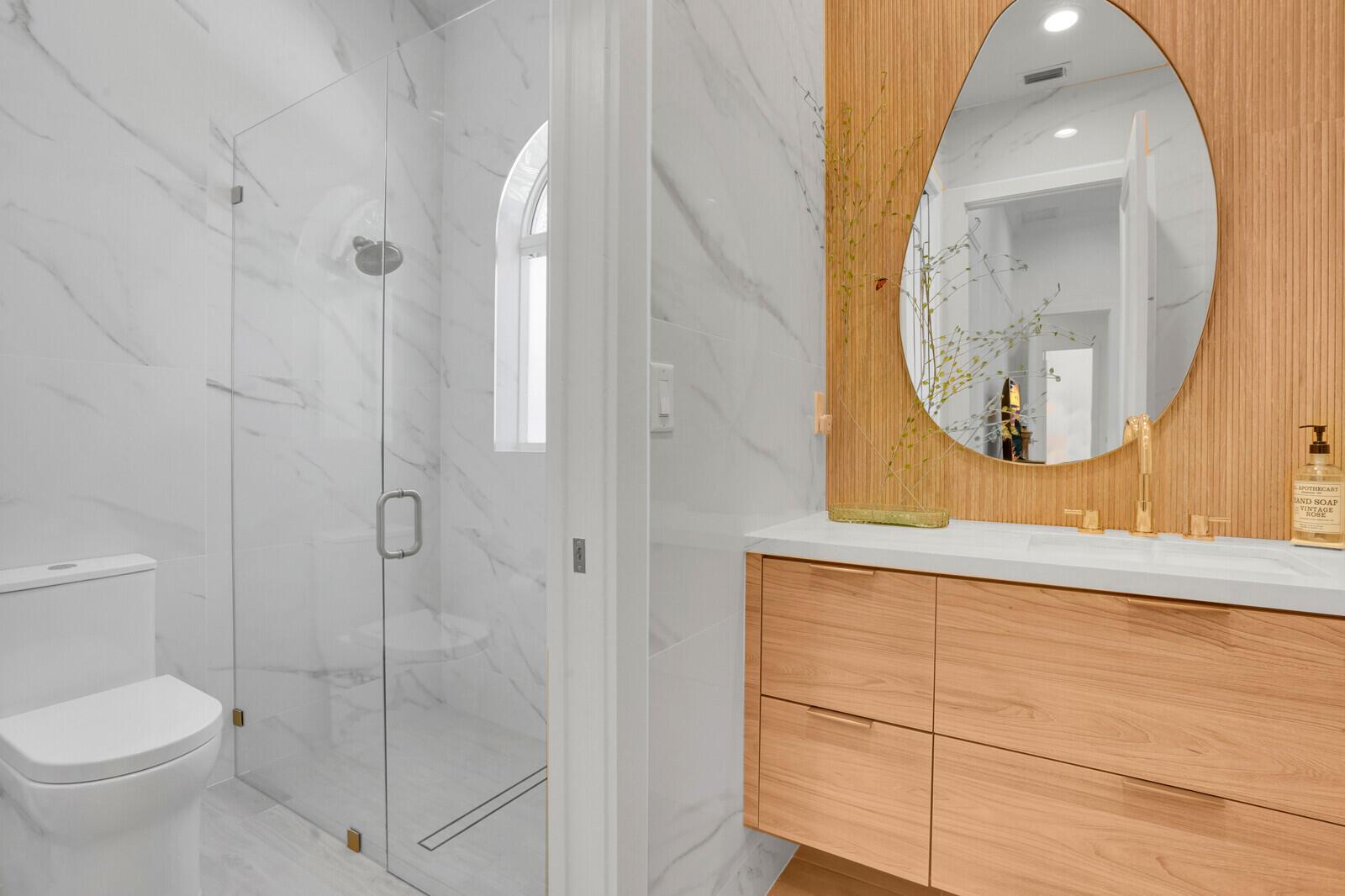 LONG LAKE ESTATES - Residential